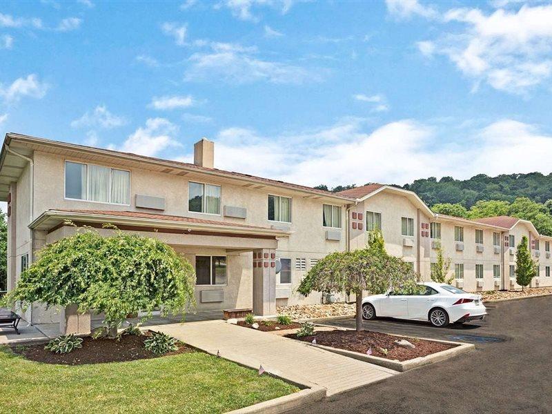 Super 8 By Wyndham Canonsburg/Pittsburgh Area Εξωτερικό φωτογραφία