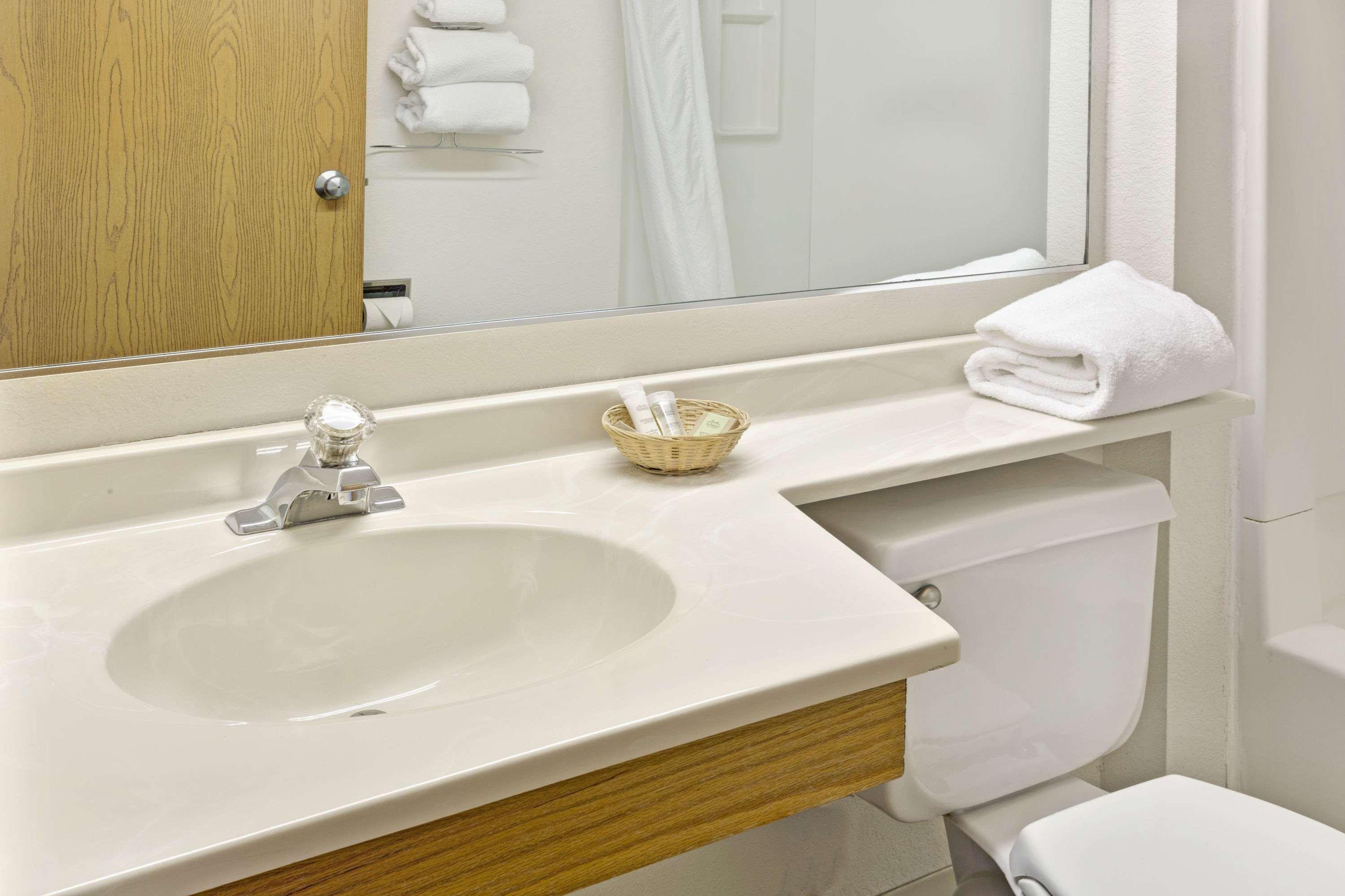 Super 8 By Wyndham Canonsburg/Pittsburgh Area Εξωτερικό φωτογραφία